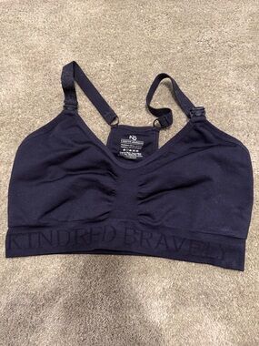 Kindred Bravely black Maternity/Nursing Sleep Bra